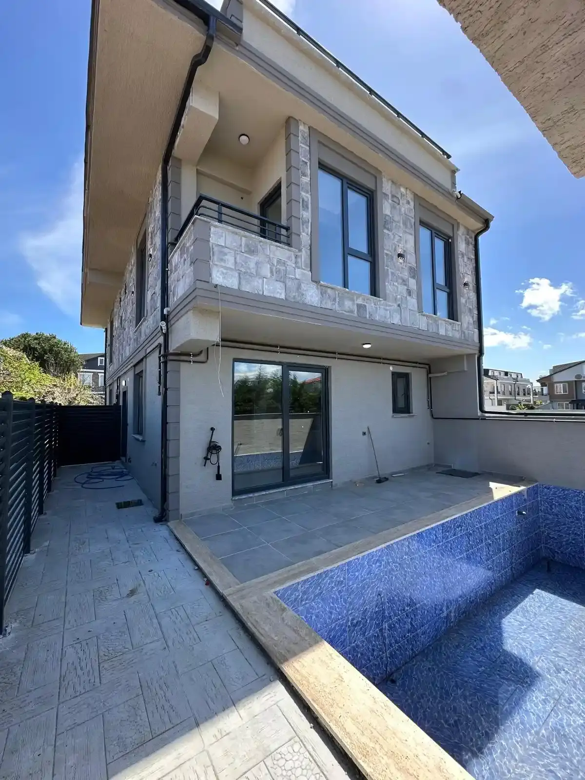 Kocaali Alandere’de Özel Havuzlu Prestijli 4+1 Villa - 7.500.000 TL
