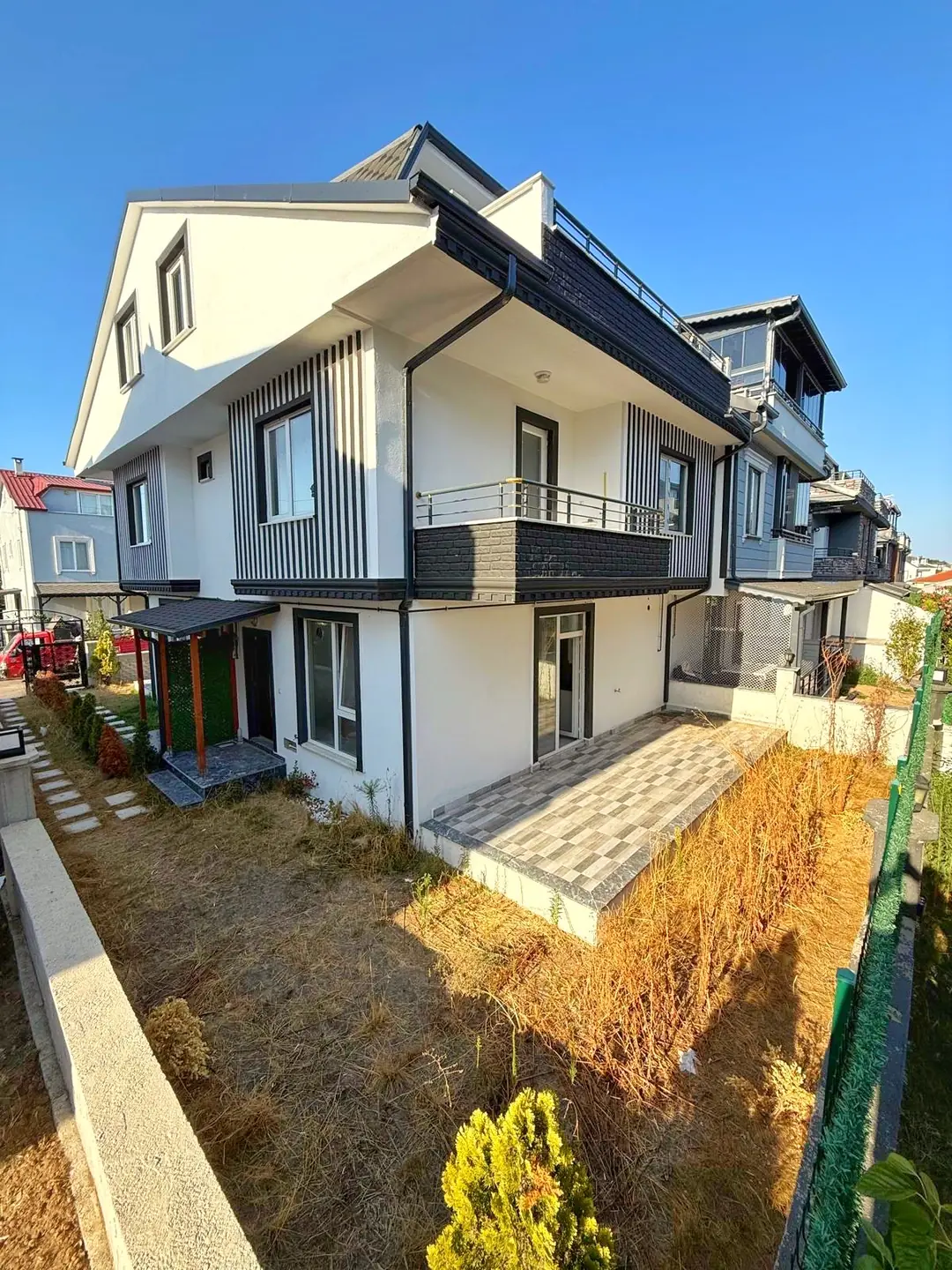 Fiyat/Performans 3+1 Tripleks Villa – Ebeveyn Banyolu, Kombi Petek – Kocaali Yalı Mah.