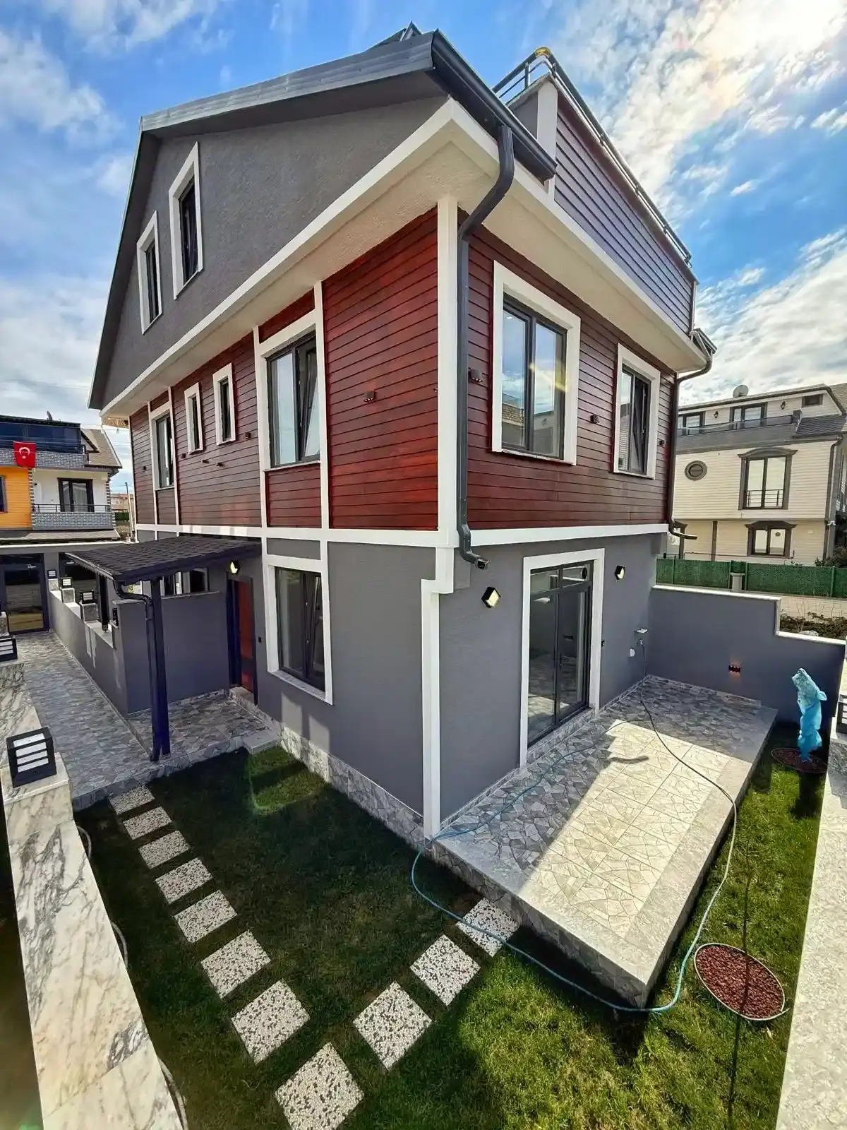 Kocaali Satılık 3+1 Tripleks Villa (160 m²)