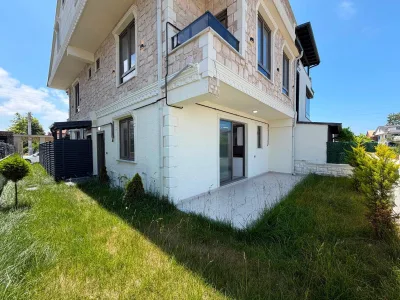 Kocaali Alandere'de Satılık Sahile 150 Metre, Müstakil Girişli Taş Konsept 4+1 Villa