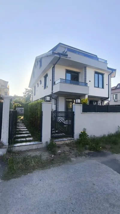Kocaali Satılık 4+1 Villa (150 m²)